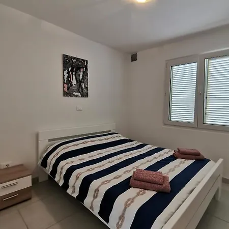 Apartment Victoria *