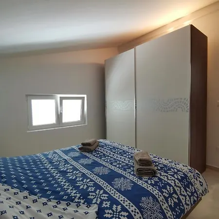 Apartment Victoria *